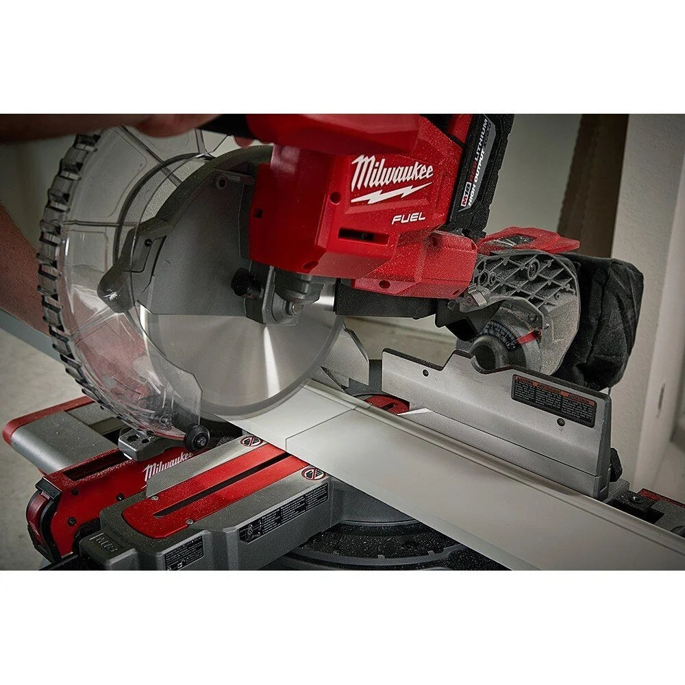 milwaukee dual bevel sliding compound miter saw m18 fuel 2734 milwaukee dual bevel sliding compound miter saw m18 fuel 2734